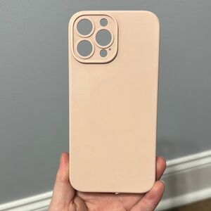 Premium Silicone iPhone 13 pro max  Case - Cream magsafe